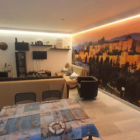 Lyrioshomes Apartamentos Los Treboles Málaga Kültér fotó