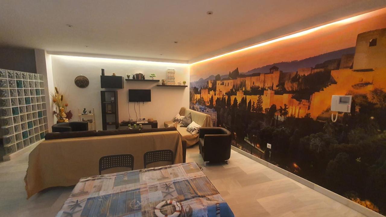 Lyrioshomes Apartamentos Los Treboles Málaga Kültér fotó