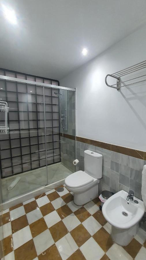 Lyrioshomes Apartamentos Los Treboles Málaga Kültér fotó